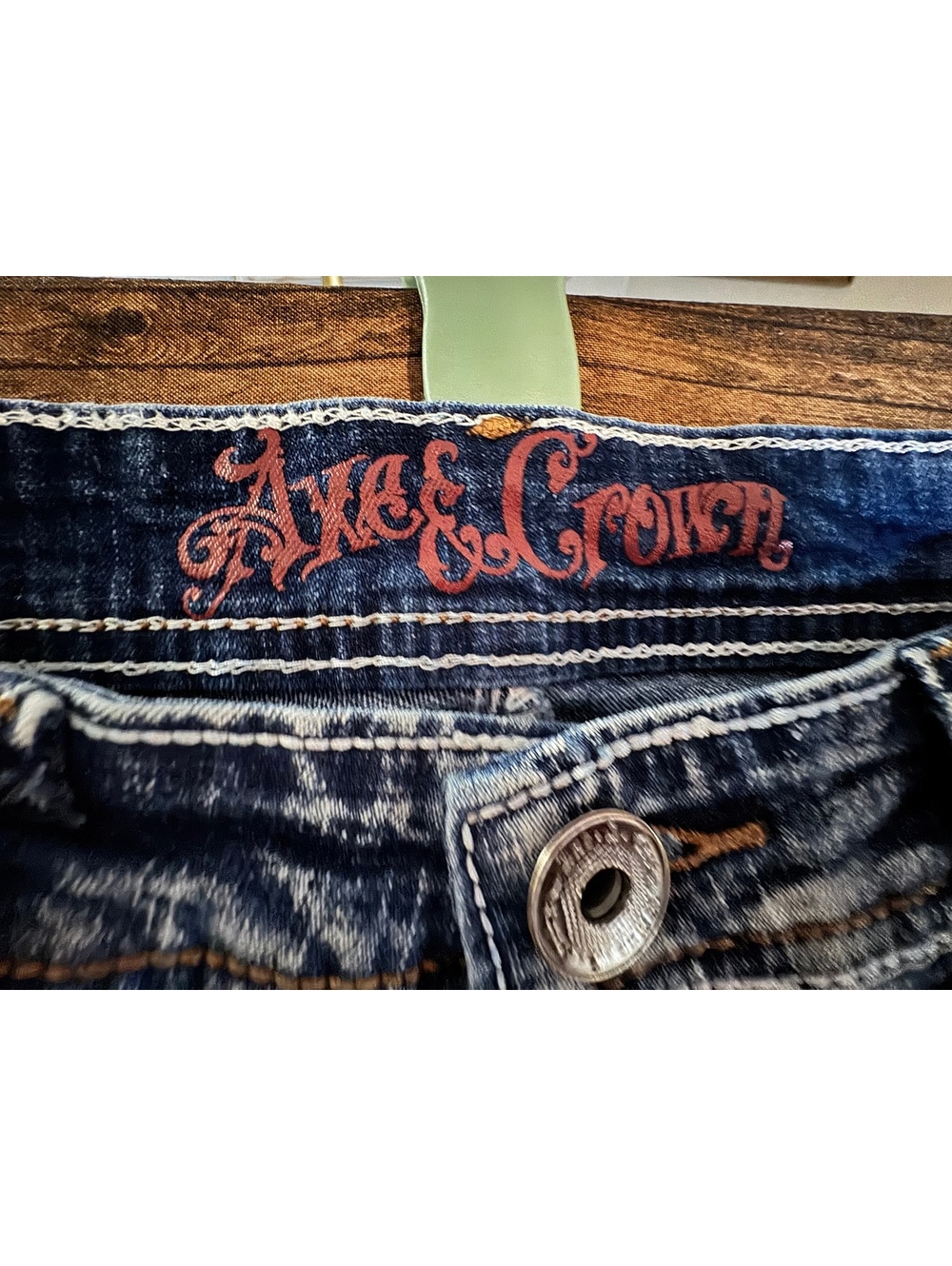 Axe & Crown Men's Classic Fit Blue Denim Jeans Size 30W x 30L